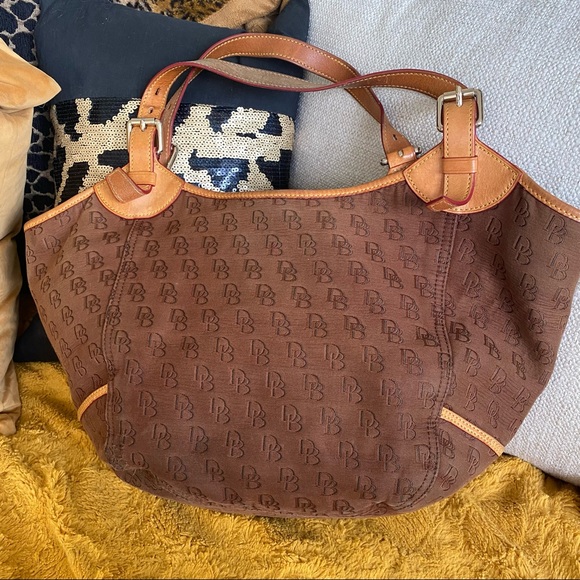 Dooney & Bourke • Brown Oversized Tote - Picture 6 of 13